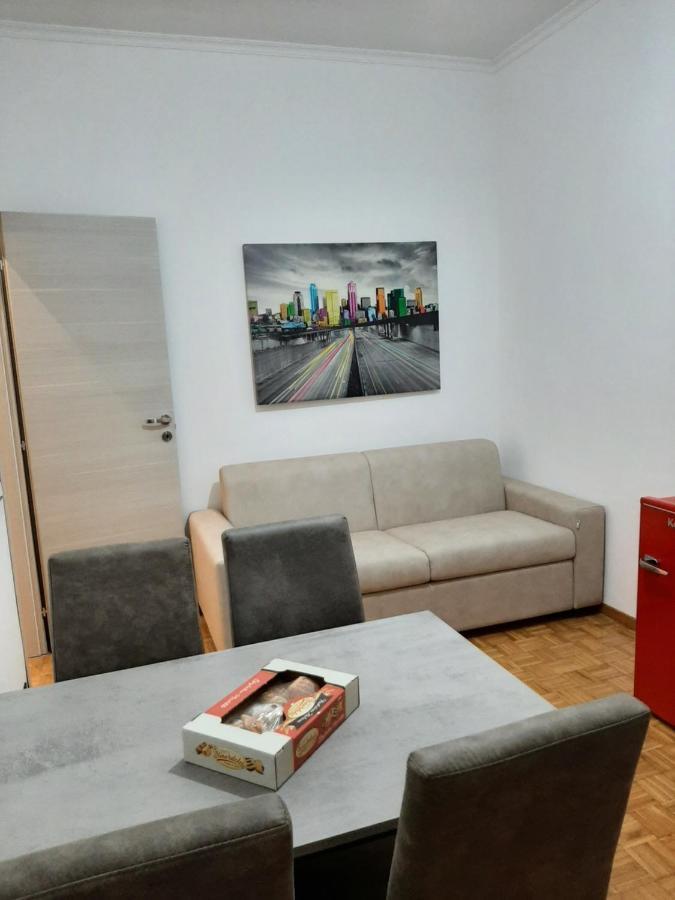 Appartamento Alecatia 2 Rome Bagian luar foto